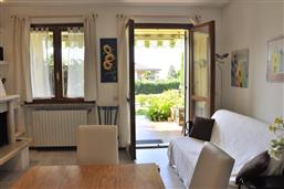 Living-kitchen with balcony